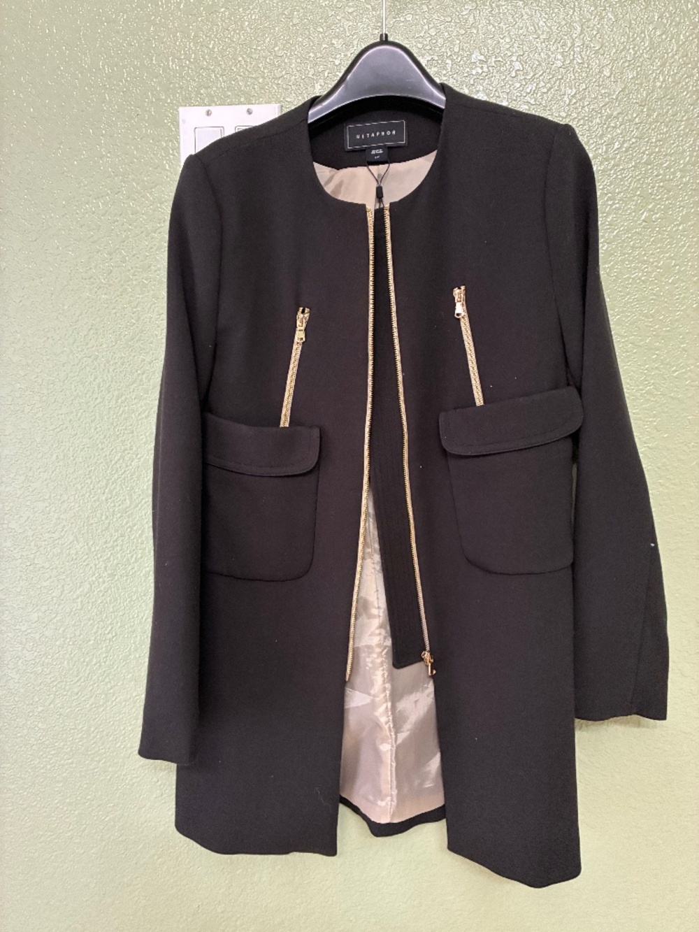Metaphor size s black long coat with zipper